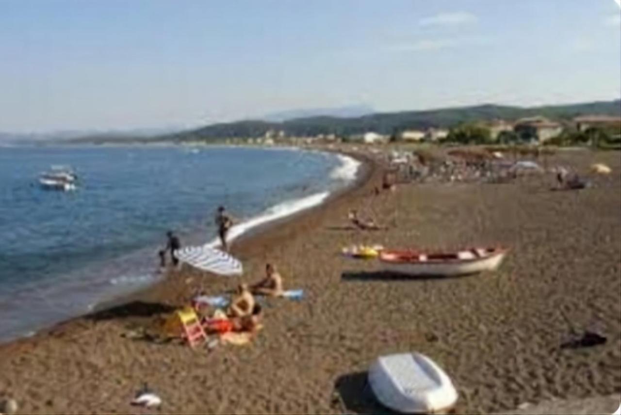 Agali Hébergement de vacances Agía Ánna